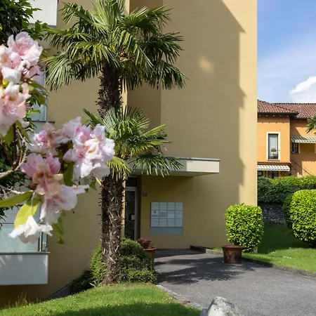 Apartamento Minusio, Casa Gottardo - Nahe Zentrum Locarno Und Maggiore, Mit Balkon Und Parkplatz