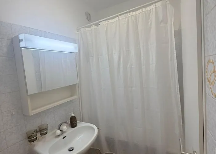 Minusio, Casa Gottardo - Nahe Zentrum Locarno Und Maggiore, Mit Balkon Und Parkplatz Apartament