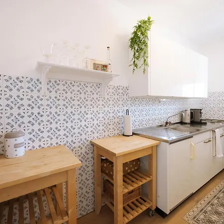 Minusio, Casa Gottardo - Nahe Zentrum Locarno Und Maggiore, Mit Balkon Und Parkplatz דירה